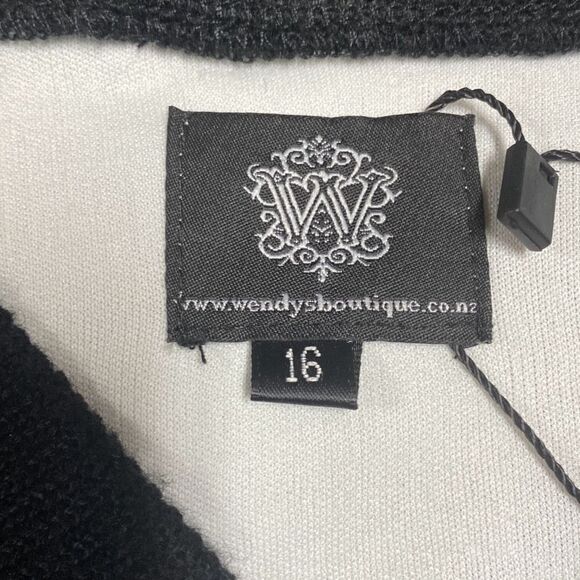 Wendys  Boutique Black & White Lace Bomber Jacket Size 16 NEW - Picture 8 of 11